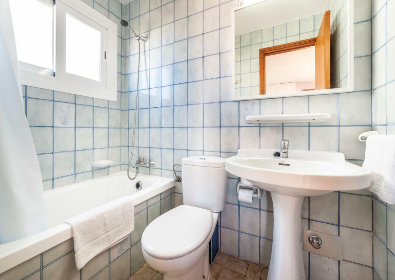 Apartamentos Charlys Can Picafort Can Picafort  Ngoại thất bức ảnh